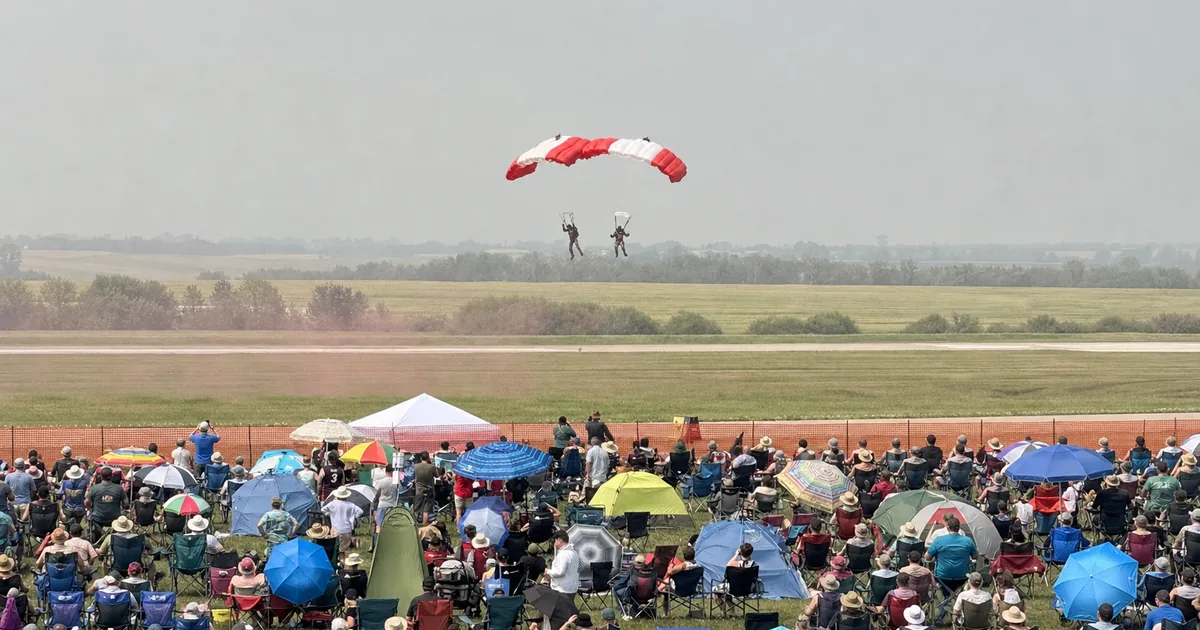 Temporary Event Wi-Fi Without Fiber: Air Show Design