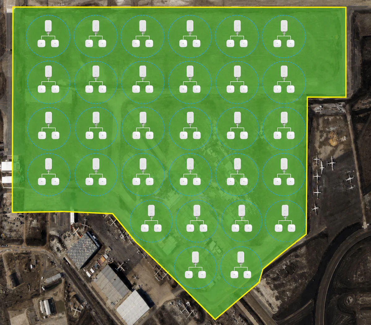 Cleaned green site-planning map showing repeated local CPE and dual-AP clusters across the spectator coverage zone
